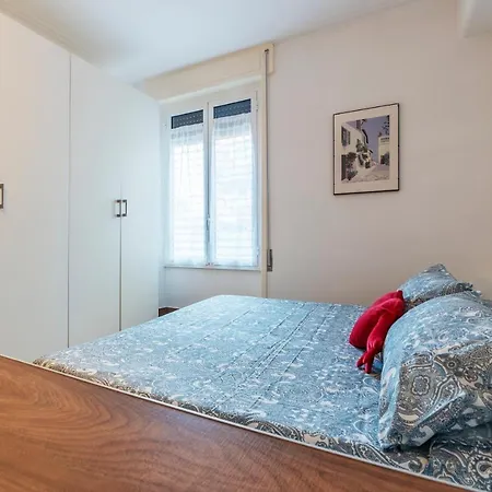 Guesthost - Piazza Bologna Comfortable Flat Daire Roma