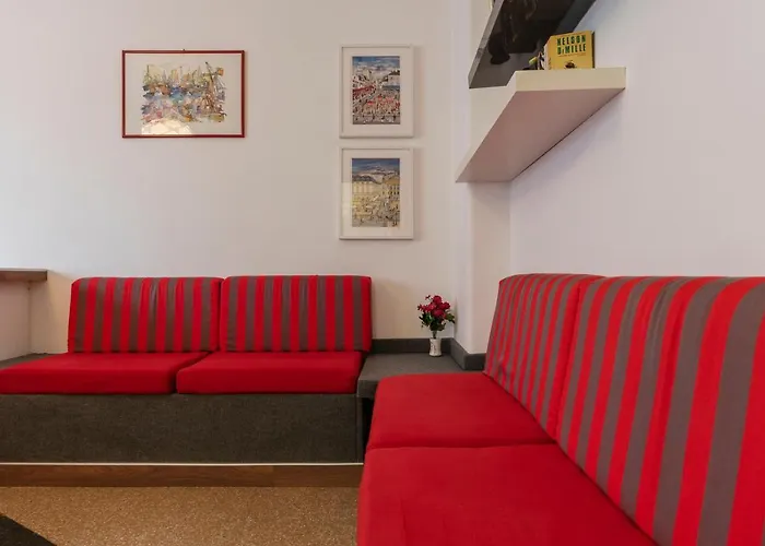 Guesthost - Piazza Bologna Comfortable Flat *