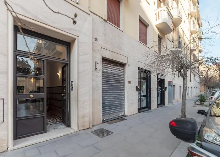 Daire Guesthost - Piazza Bologna Comfortable Flat *